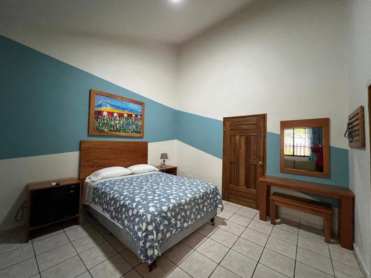 Hotel Vina Del Mar Омоа Екстер'єр фото
