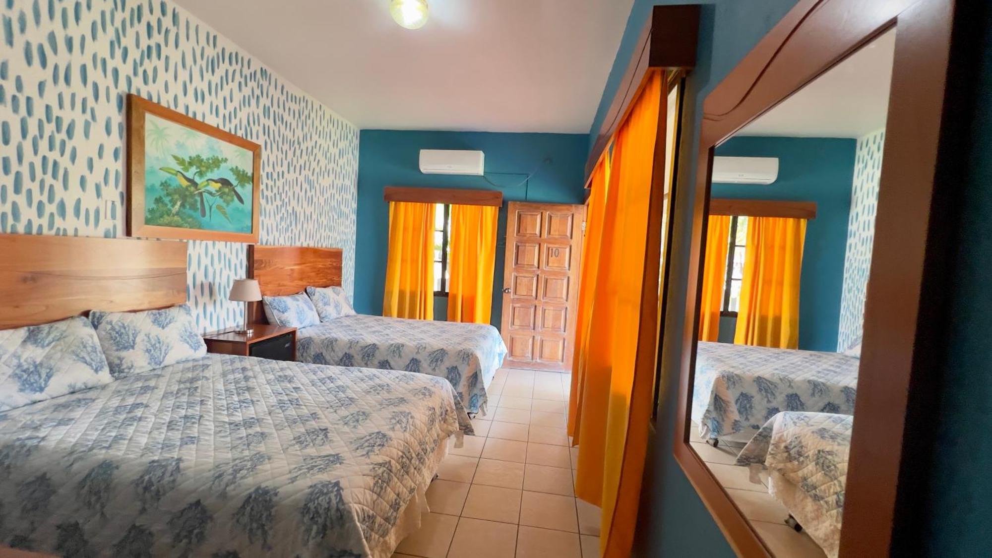 Hotel Vina Del Mar Омоа Екстер'єр фото