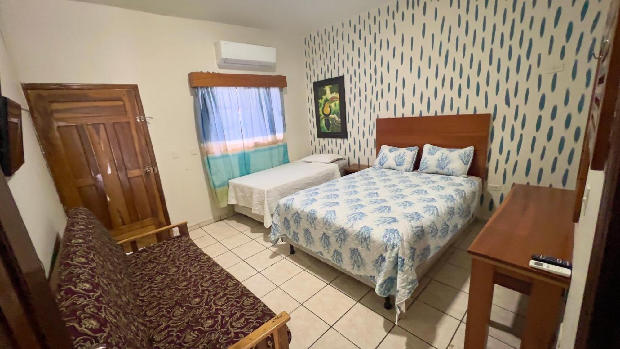 Hotel Vina Del Mar Омоа Екстер'єр фото