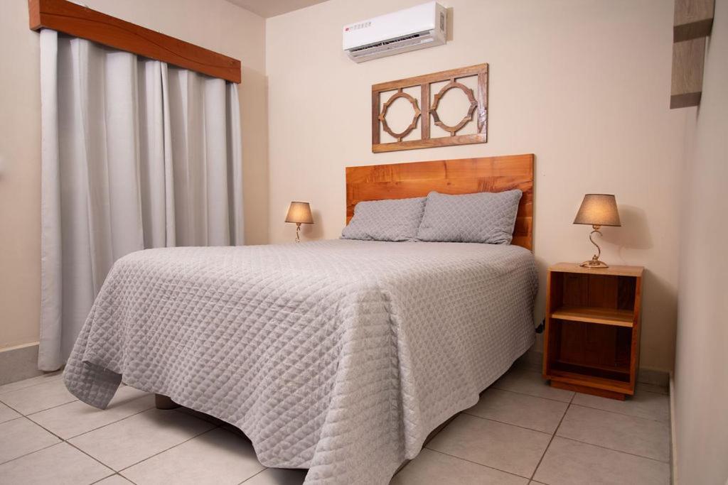 Hotel Vina Del Mar Омоа Екстер'єр фото