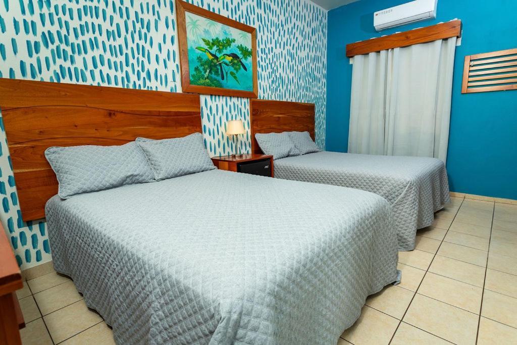 Hotel Vina Del Mar Омоа Екстер'єр фото