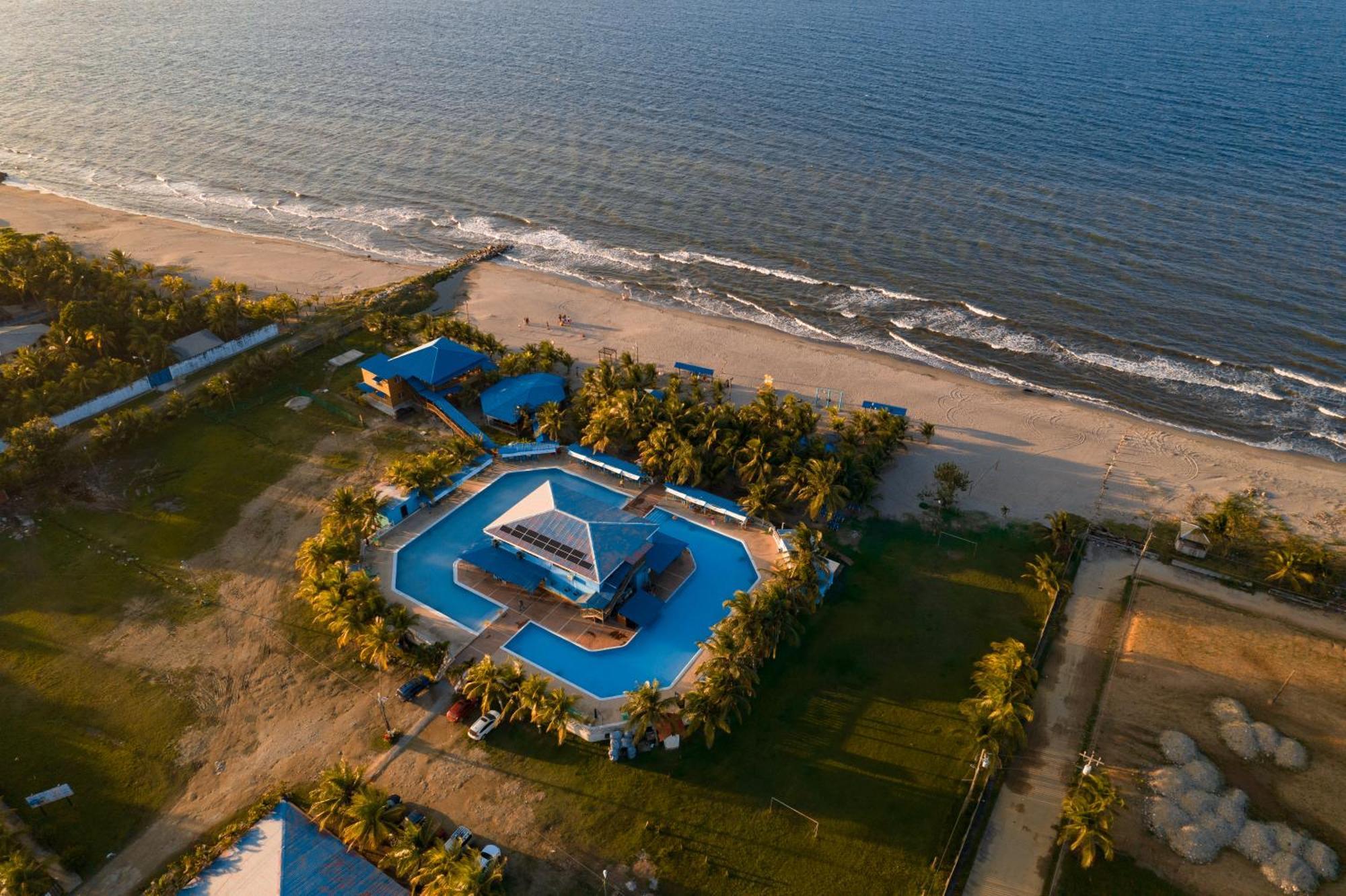 Hotel Vina Del Mar Омоа Екстер'єр фото